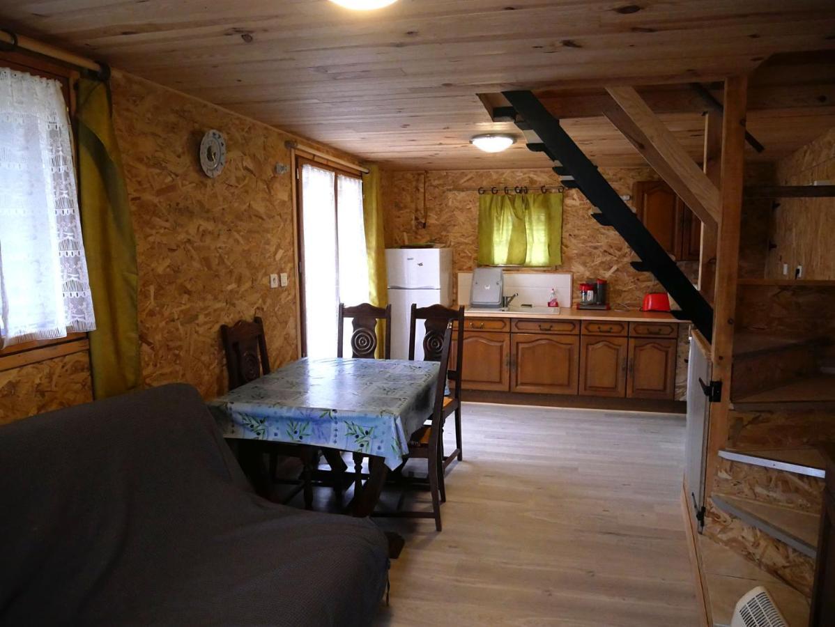Gite Chez Coste Gilles Saint-Privat-du-Dragon Екстер'єр фото